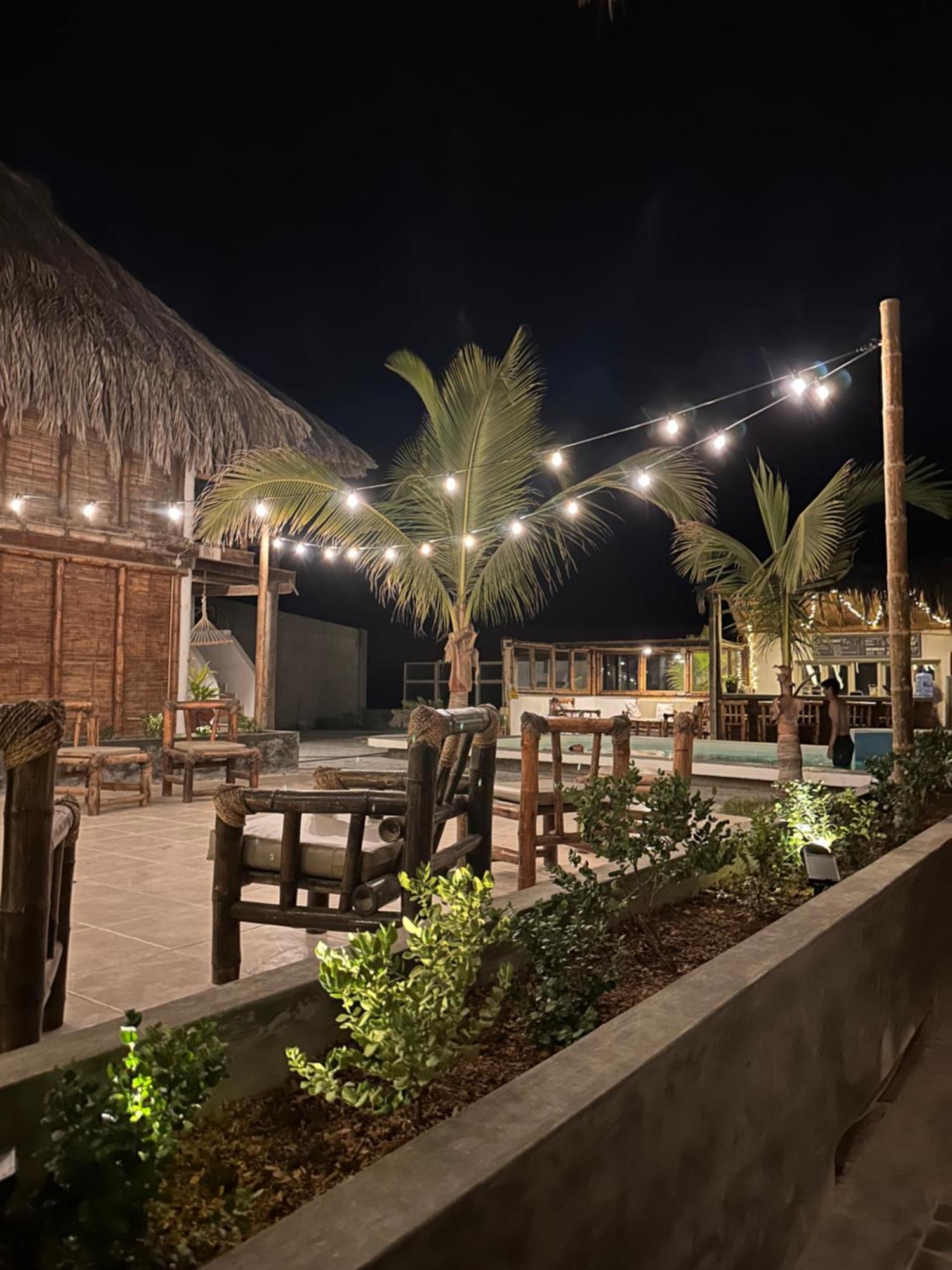 לוס אורגנוס Hotel Puerto Antiguo מראה חיצוני תמונה