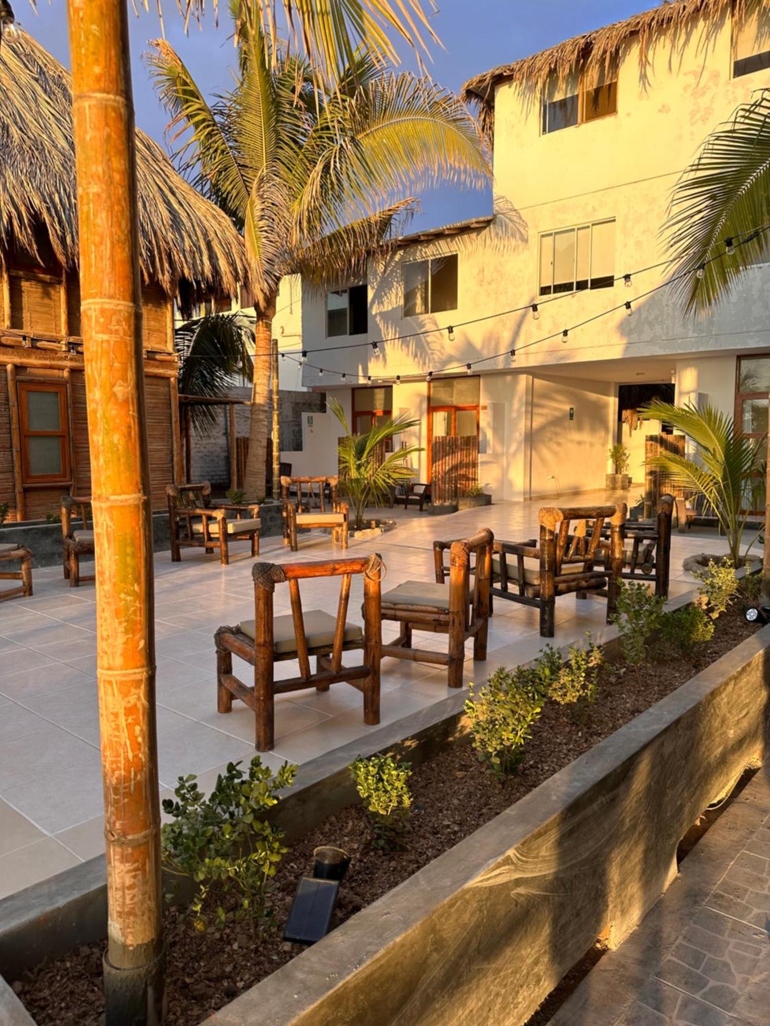 לוס אורגנוס Hotel Puerto Antiguo מראה חיצוני תמונה