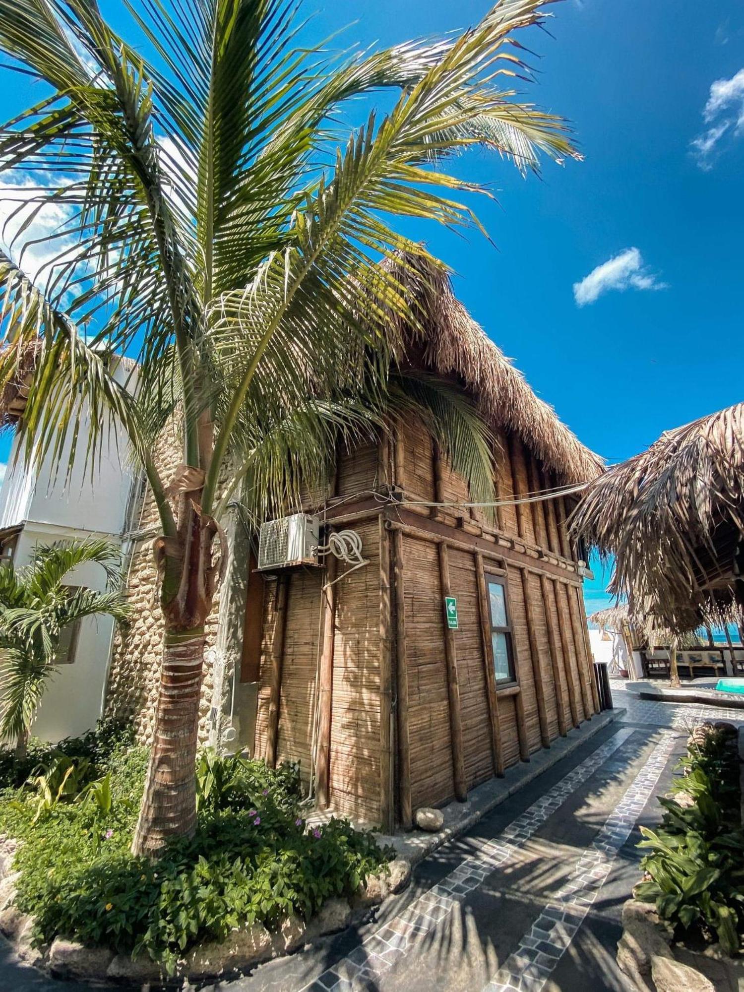 לוס אורגנוס Hotel Puerto Antiguo מראה חיצוני תמונה