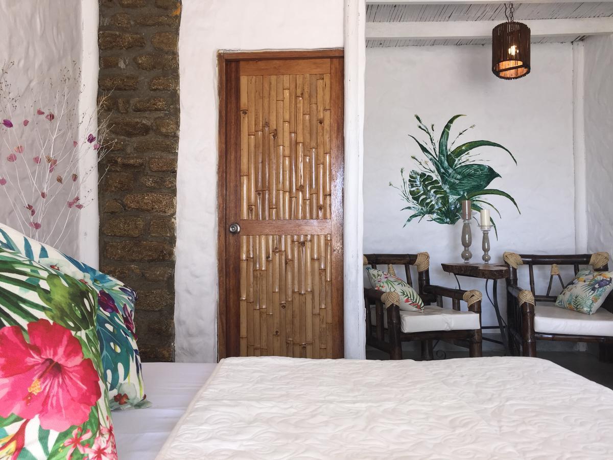 לוס אורגנוס Hotel Puerto Antiguo מראה חיצוני תמונה