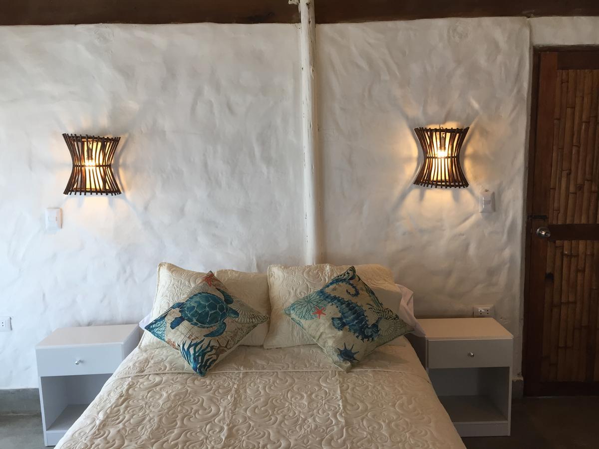 לוס אורגנוס Hotel Puerto Antiguo מראה חיצוני תמונה